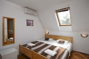 Hotel Rubinia 埃格尔 外观 照片